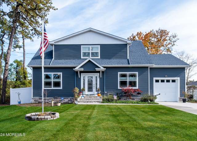 Property at 1608 Champlain St, Toms River, NJ 08757, 3 beds, 2.5 baths