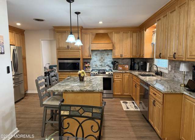 Property at 37 Brookfield Ct, Toms River, NJ 08757, 2 beds, 2 baths