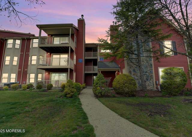 Property at 79 Crosspointe Dr #79, East Brunswick, NJ 08816, 2 beds, 1 bath