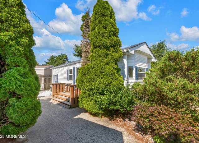 Property at 709 Union Ave #3, Brielle, NJ 08730, 1 bed, 1 bath