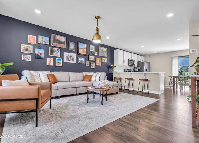 Property at 47 Fawcett Blvd, Barnegat, NJ 08005, 4 beds, 2.5 baths