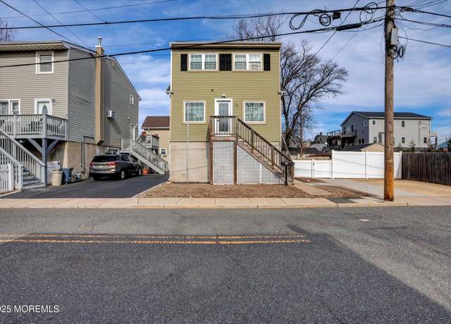 Property at 21 E Shore St, Keansburg, NJ 07734, 3 beds, 2 baths