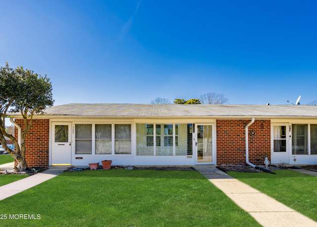 Property at 1145 Argyll Cir Unit B, Lakewood, NJ 08701, 1 bed, 1 bath