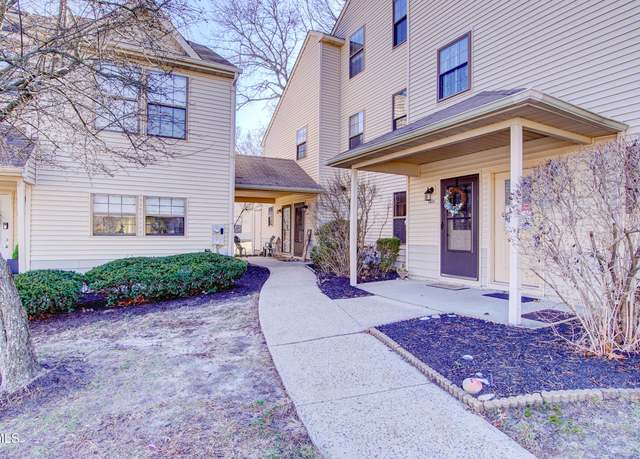 Property at 1404 Violet Ln, Jackson, NJ 08527, 3 beds, 2 baths