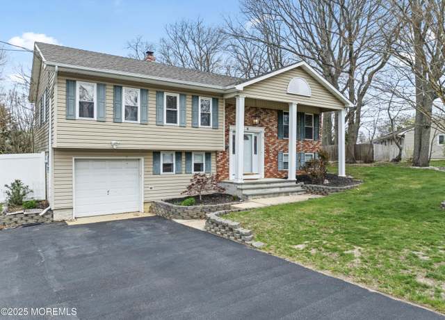 Property at 35 Chestnut Hill Rd, Howell, NJ 07731, 4 beds, 1.5 baths