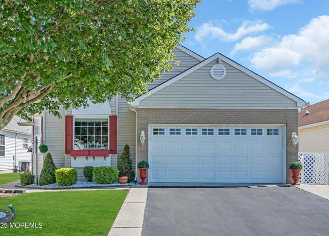 Property at 41 Winterton Dr, Toms River, NJ 08757, 2 beds, 2 baths