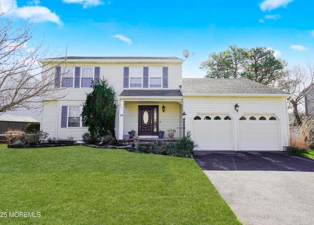 Property at 48 Davids Ln, Howell, NJ 07731, 3 beds, 2.5 baths
