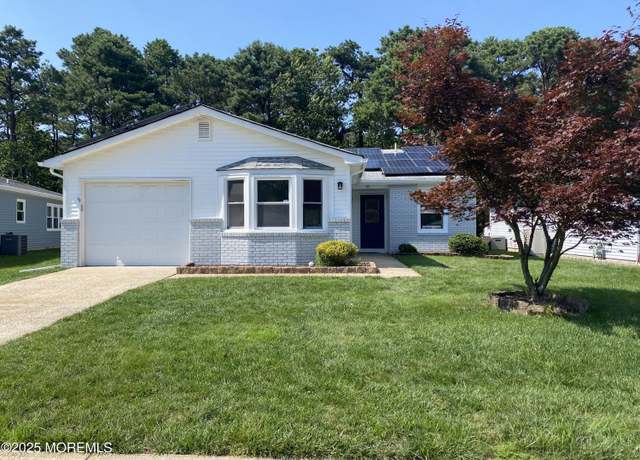 Property at 97 Yorkwood Dr, Brick, NJ 08723, 2 beds, 2 baths