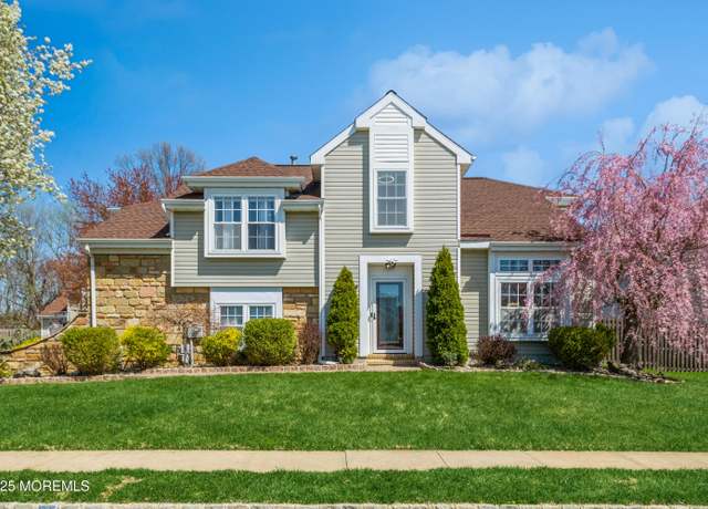 Property at 204 Kentucky Way, Freehold, NJ 07728, 3 beds, 2.5 baths