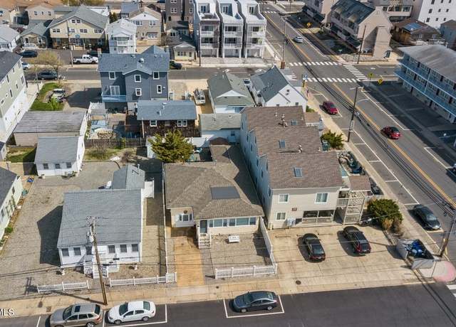 Property at 208 Carteret Ave, Seaside Heights, NJ 08751, 3 beds, 2 baths