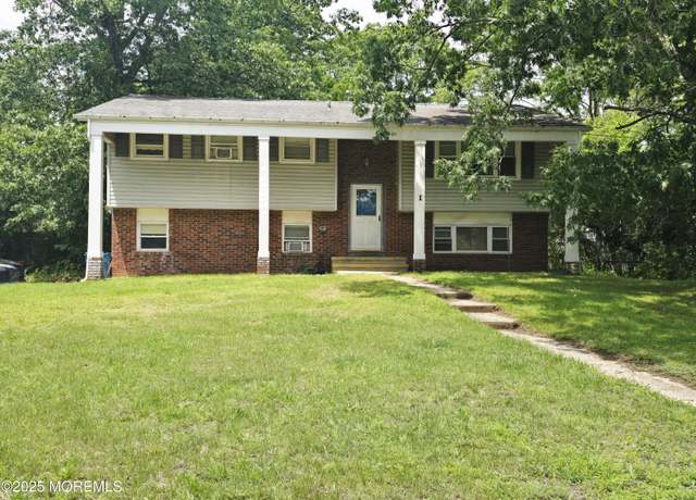 Property at 1 Texas Dr, Jackson, NJ 08527, 4 beds, 1.5 baths