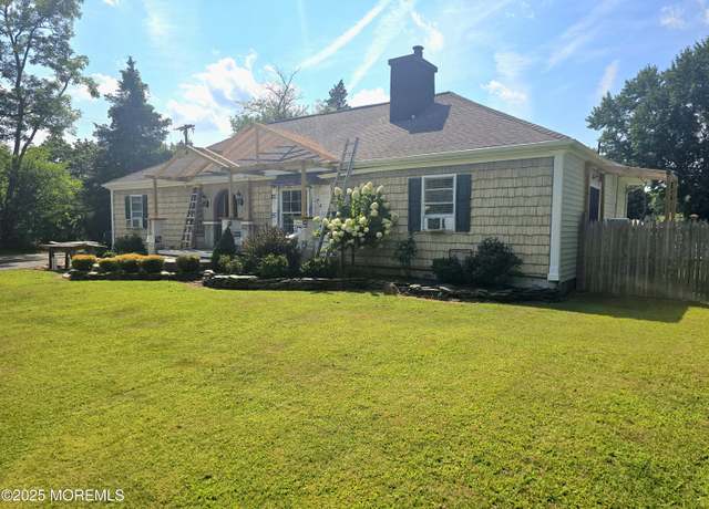 Property at 64 S Hope Chapel Rd, Jackson, NJ 08527, 3 beds, 3 baths