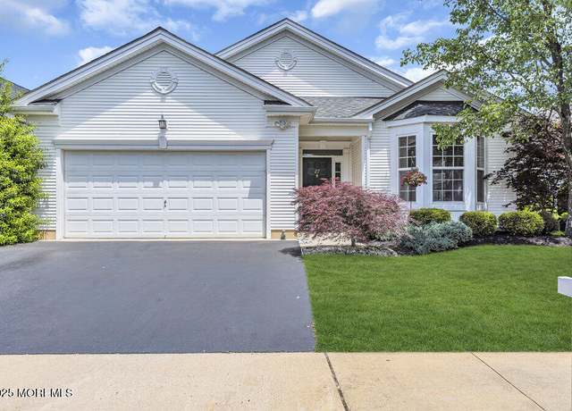 Property at 27 Cromwell Ln, Jackson, NJ 08527, 2 beds, 2 baths