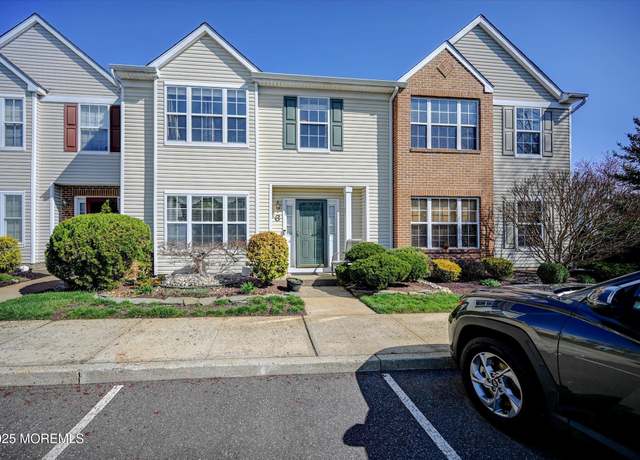 Property at 26 Haverford Ct #6, Freehold, NJ 07728, 3 beds, 2.5 baths