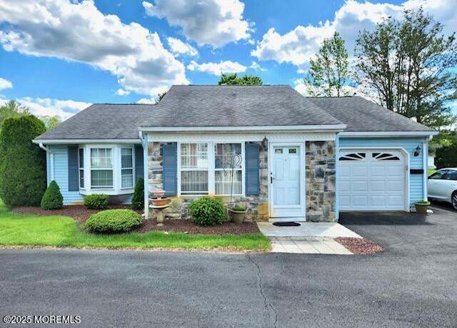 Property at 1 Ivy Ridge Close, Freehold, NJ 07728, 2 beds, 2 baths