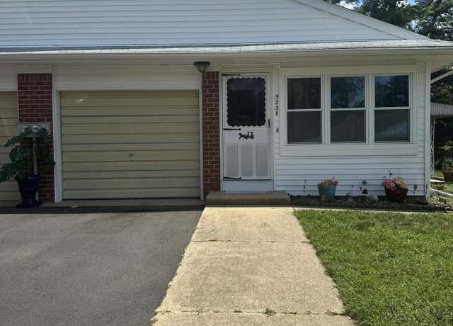 Property at 523 B Lilac Ln, Whiting, NJ 08759, 1 bed, 1 bath