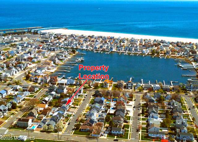 Property at 207 Princeton Ave, Point Pleasant Beach, NJ 08742, 4 beds, 2 baths