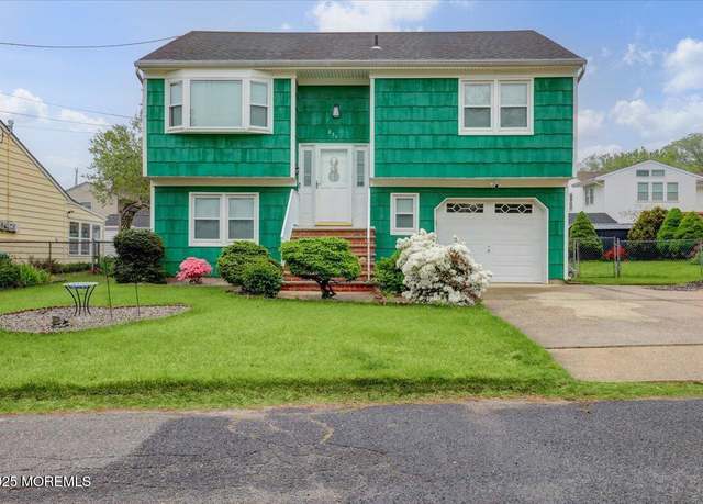 Property at 837 Ridge Rd, Keyport, NJ 07735, 3 beds, 1.5 baths