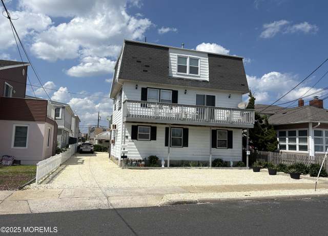 Property at 70 K St, Seaside Park, NJ 08752, 13 beds, 5 baths