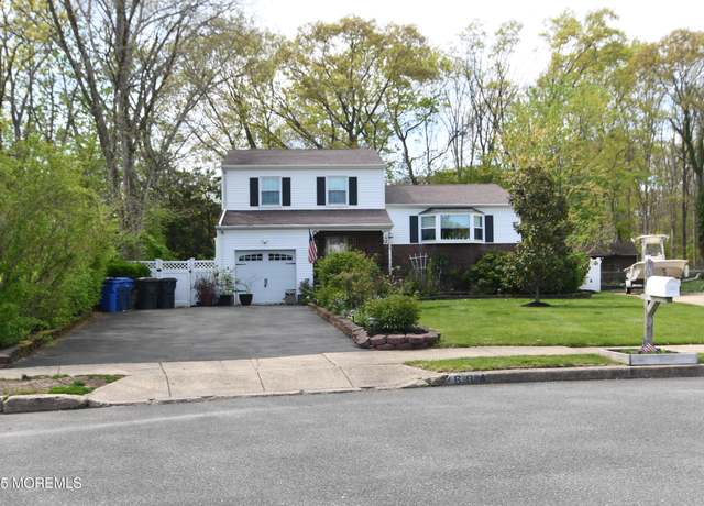 Property at 664 Huckleberry Ln, Toms River, NJ 08753, 4 beds, 2 baths