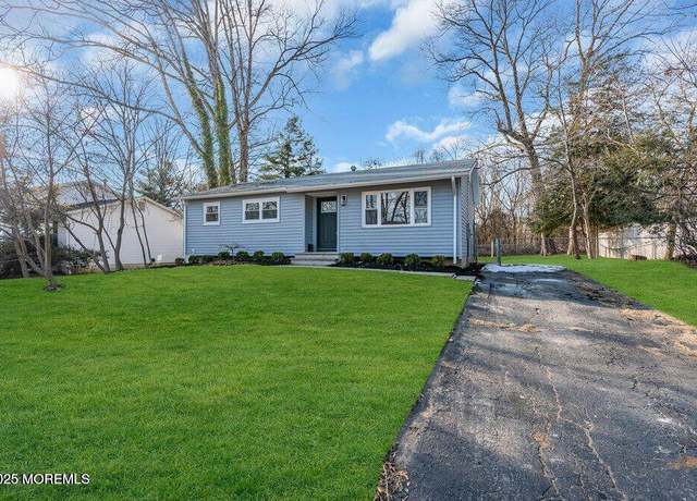 Property at 18 Villanova Dr, Jackson, NJ 08527, 4 beds, 3 baths