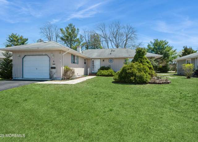 Property at 8 Kinsale St, Toms River, NJ 08757, 2 beds, 2 baths