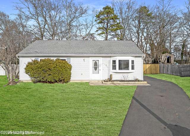 Property at 5 Hull Ct, Barnegat, NJ 08005, 3 beds, 1 bath