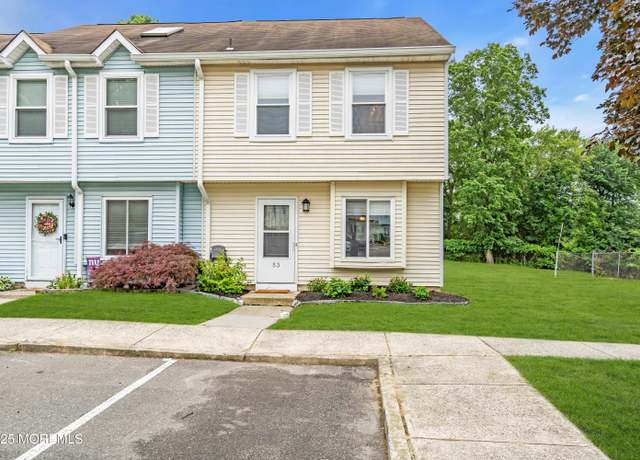 Property at 53 Renee Ct, Jackson, NJ 08527, 2 beds, 1.5 baths