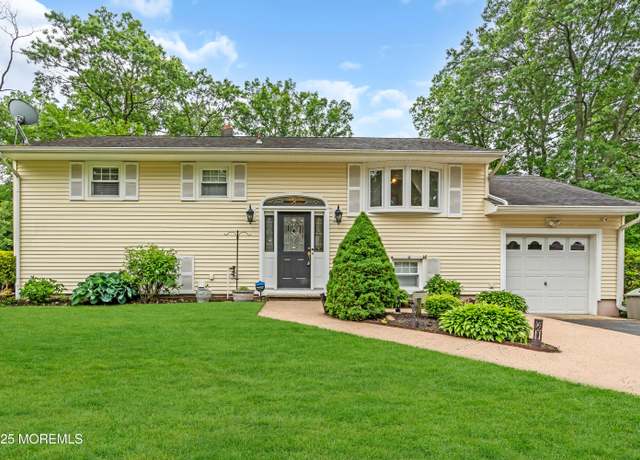 Property at 50 Darien Rd, Howell, NJ 07731, 4 beds, 1.5 baths