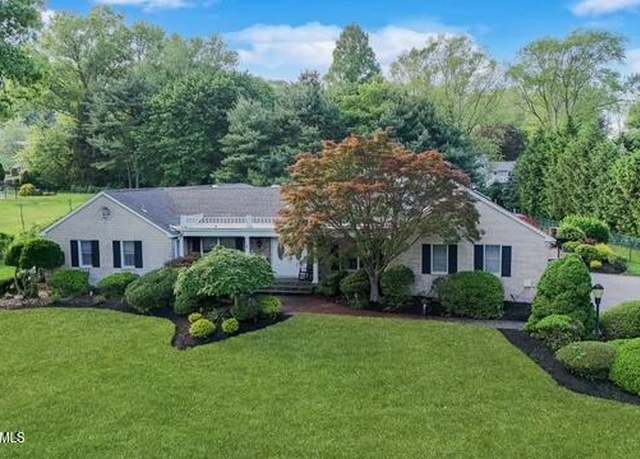 Property at 27 Southview Ter S, Middletown, NJ 07748, 6 beds, 5 baths