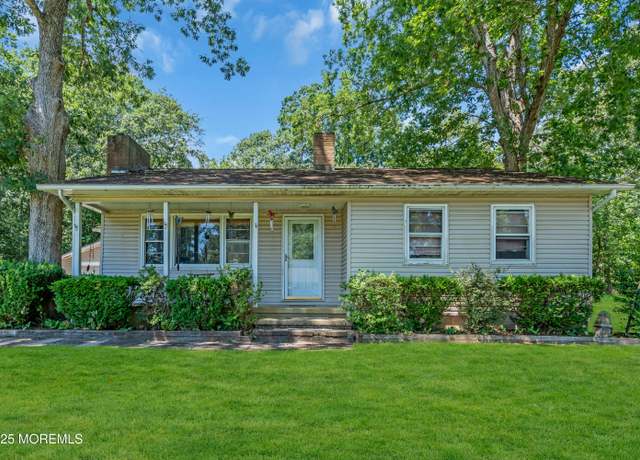Property at 49 Raymond Ave, Toms River, NJ 08755, 3 beds, 1 bath