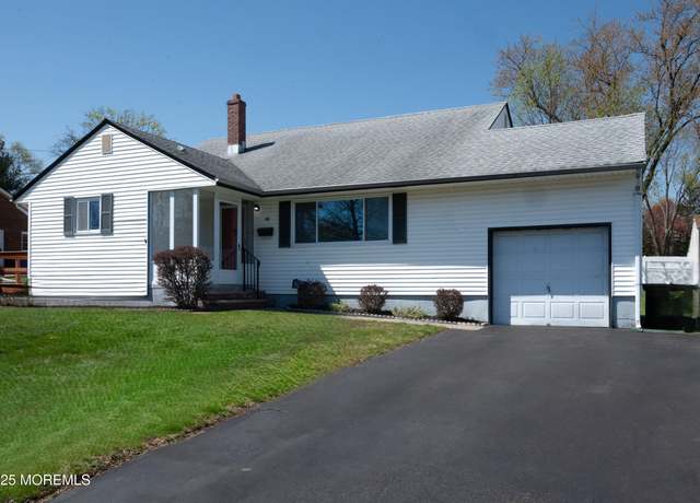 Property at 20 Telegraph Hill Rd, Holmdel, NJ 07733, 3 beds, 1.5 baths