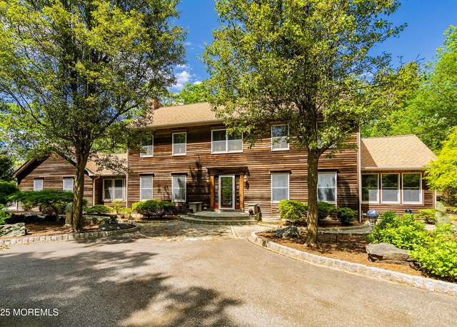 Property at 1210 Cox Cro Rd, Toms River, NJ 08755, 4 beds, 2.5 baths