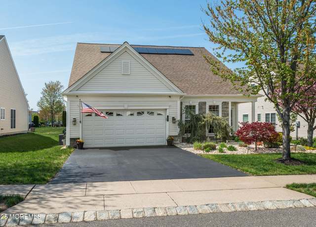 Property at 8 Ascot Ln, Manchester, NJ 08759, 2 beds, 2 baths