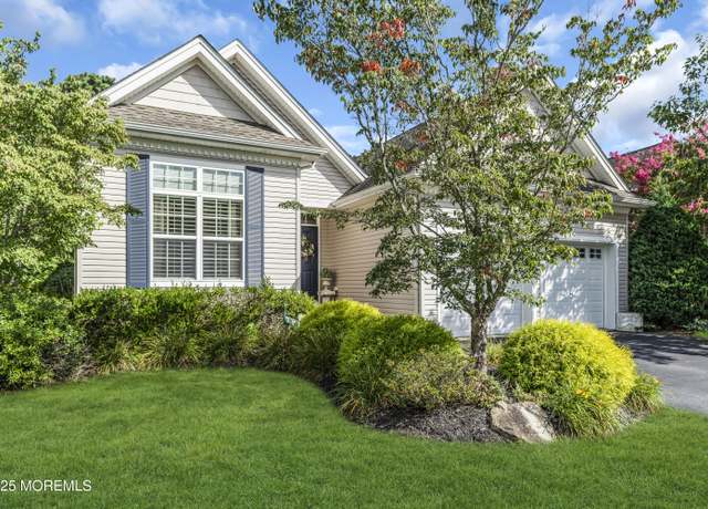 Property at 31 Arborridge Dr, Forked River, NJ 08731, 3 beds, 2.5 baths
