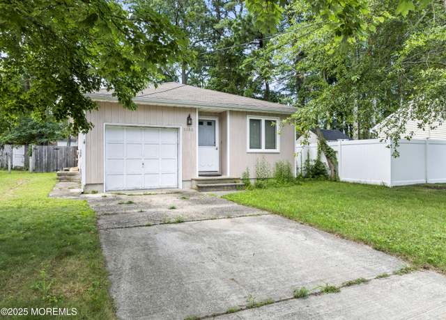 Property at 3105 Pocahontas Ave, Point Pleasant, NJ 08742, 2 beds, 1.5 baths