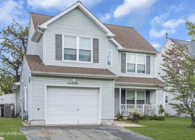 Property at 78 Dolphin Cir E, Bayville, NJ 08721, 3 beds, 2.5 baths