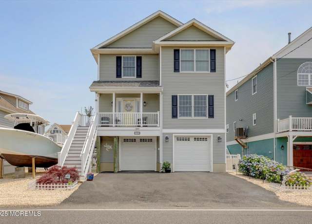Property at 728 Drum Point Rd, Brick, NJ 08723, 3 beds, 2.5 baths