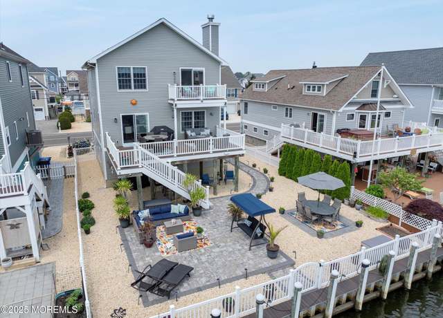 Property at 728 Drum Point Rd, Brick, NJ 08723, 3 beds, 2.5 baths