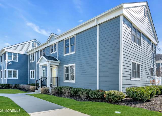 Property at 304 Deal Lake Dr #35, Asbury Park, NJ 07712, 1 bed, 1 bath