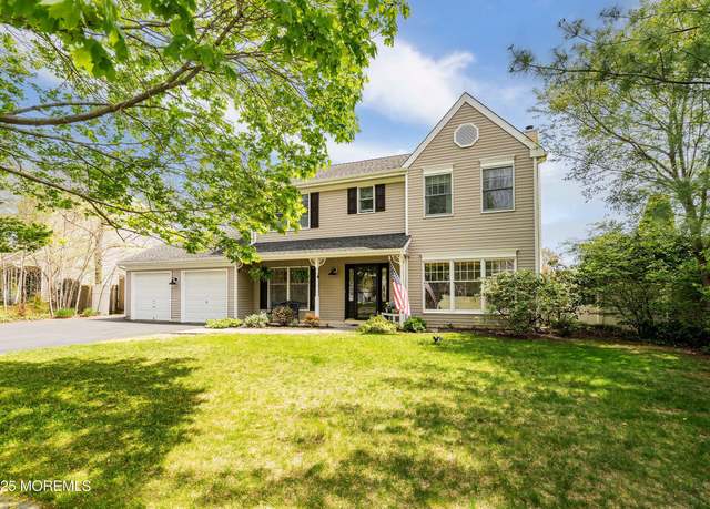 Property at 15 Tanglewood Dr, Barnegat, NJ 08005, 4 beds, 2.5 baths
