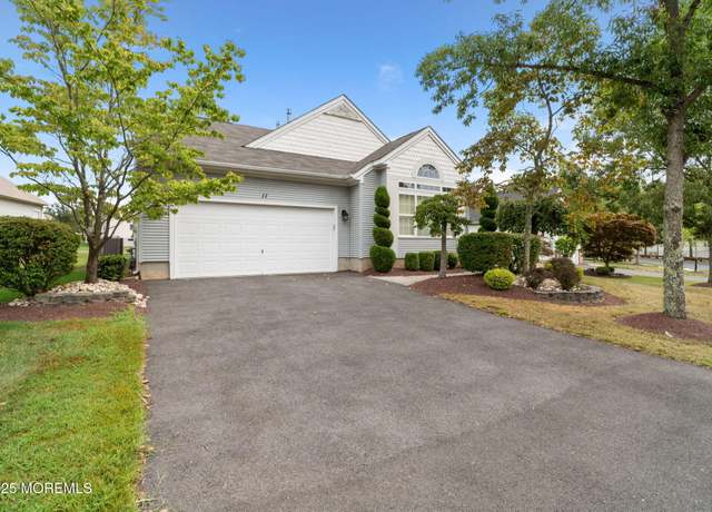 Property at 11 Narrowbrook Ct, Manalapan, NJ 07726, 2 beds, 2 baths