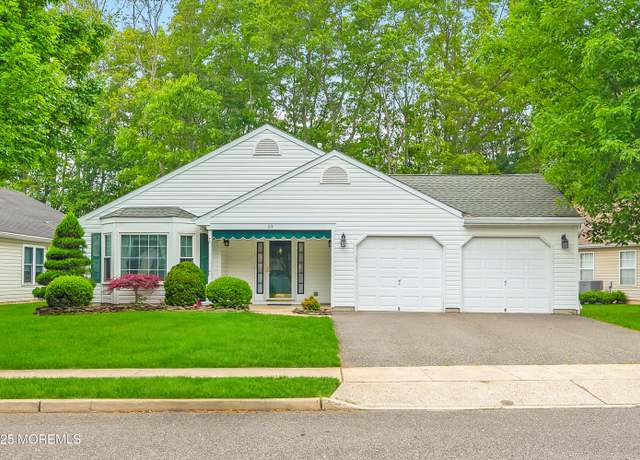 Property at 65 Brant Dr, Brick, NJ 08724, 2 beds, 2 baths