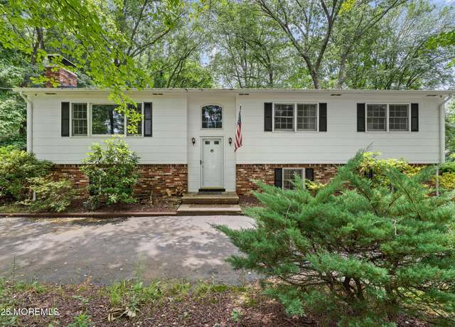 Property at 437 Stagecoach Rd, Clarksburg, NJ 08510, 4 beds, 3 baths