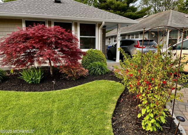 Property at 2208 Hovsons Blvd, Toms River, NJ 08753, 2 beds, 1 bath