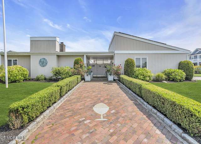 Property at 34 Valentine St, Monmouth Beach, NJ 07750, 4 beds, 2 baths