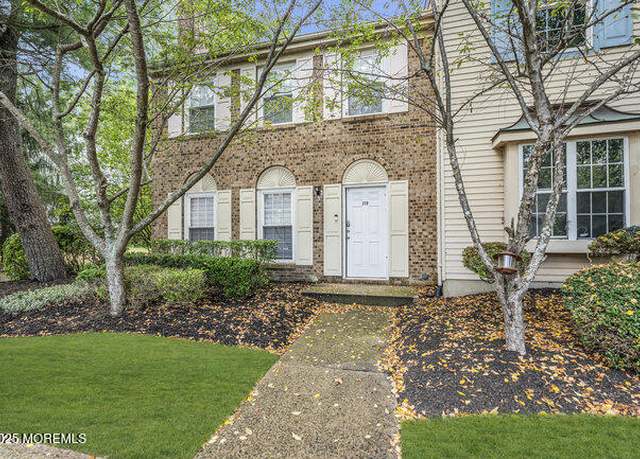 Property at 239 Zachary Ct, Lakewood, NJ 08701, 3 beds, 2.5 baths