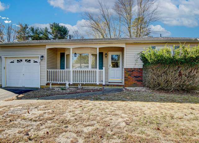 Property at 83 Eton Rd, Toms River, NJ 08757, 2 beds, 1.5 baths