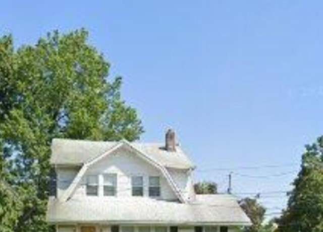 Property at 133 Degraw Ave, Teaneck, NJ 07666, 4 beds, 2.5 baths