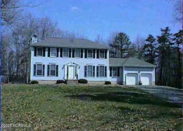 Property at 10 Brentwood Dr, Jackson, NJ 08527, 5 beds, 2.5 baths